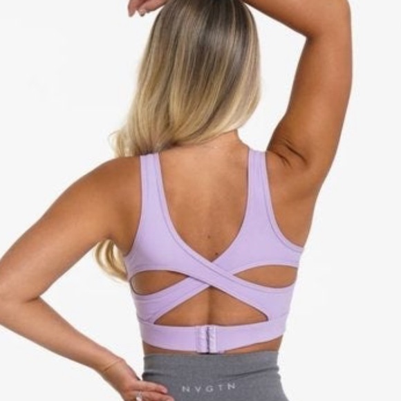 NVGTN lilac purple sports bra. - Picture 2 of 4